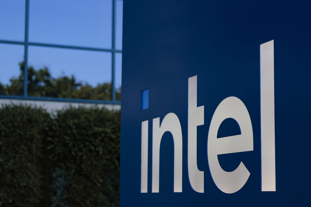 Why a former Intel skeptic is giving up his negative call on the stock after four years — MarketWatch, Seoul Business news