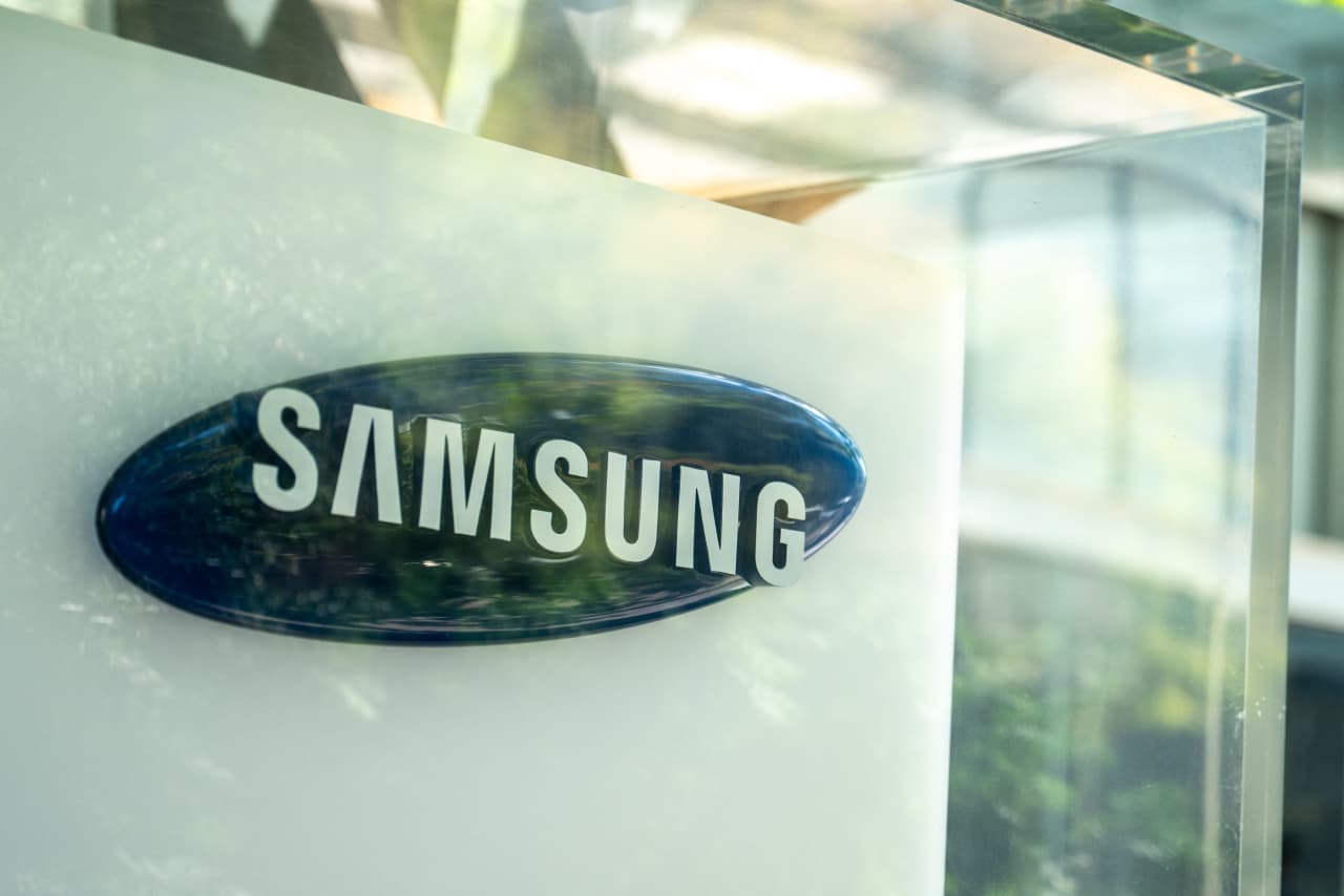 Samsung Electronics earned nearly as much as Microsoft and Alphabet combined. What the Korean giant is now saying about the memory-chip outlook. — Seoul Technology news