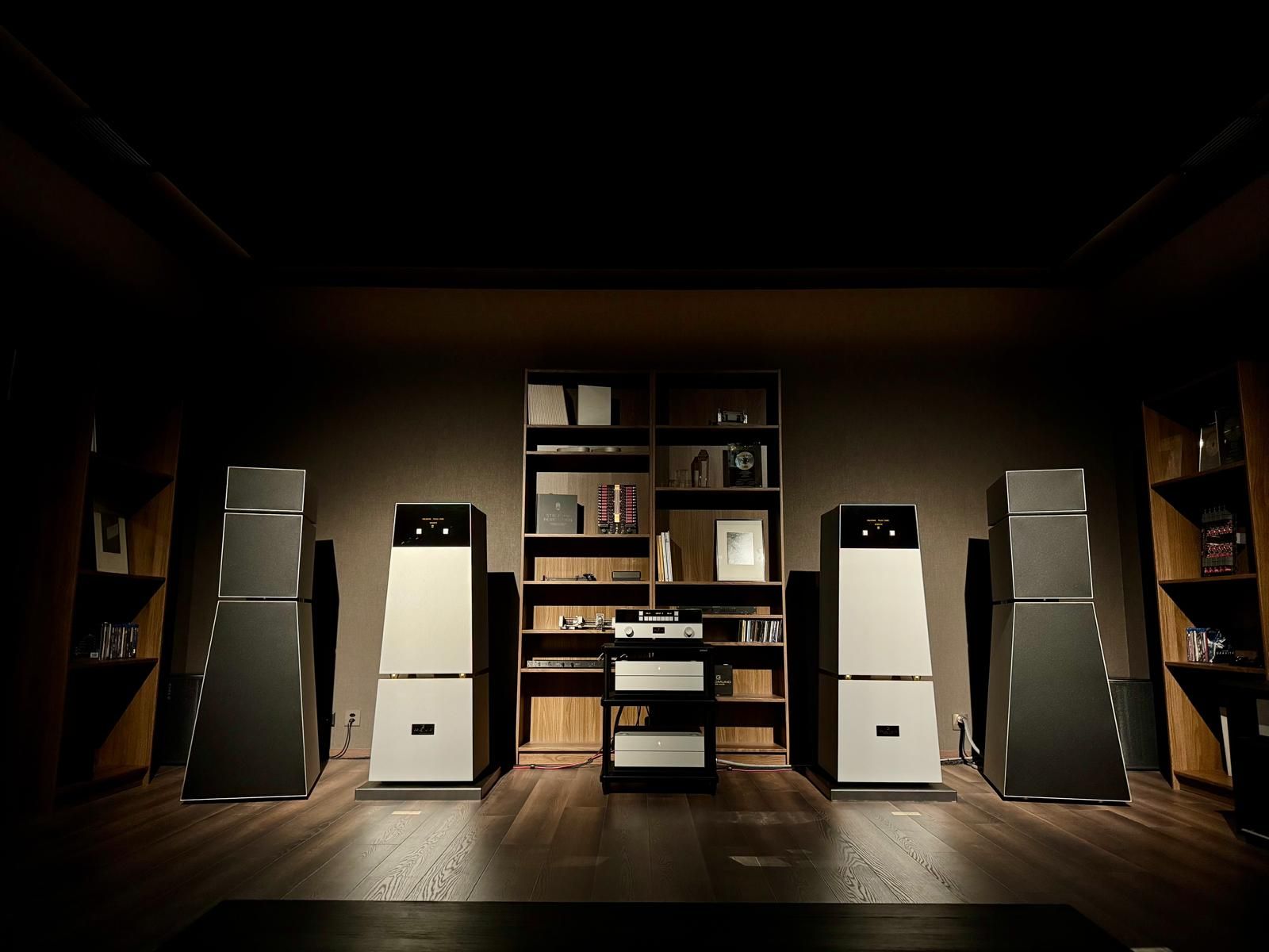 This Preamp Costs More Than a Fancy Sports Car — Wired, Seoul Technology news