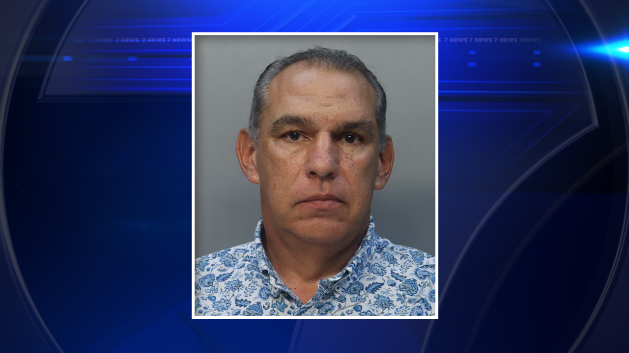 Doral man accused of secretly tracking wife with devices hidden in car, wallet amid suspicions of infidelity — WSVN 7 Miami-Dade